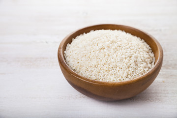 Raw rice in a bowl