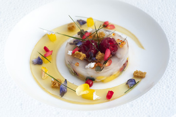 scallop carpaccio with raspberries