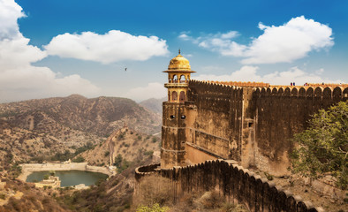 Jaigarh Fort tower with view of landscape and Jaipur cityscape.	