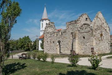 Fototapeta na wymiar New and old church in Hungary