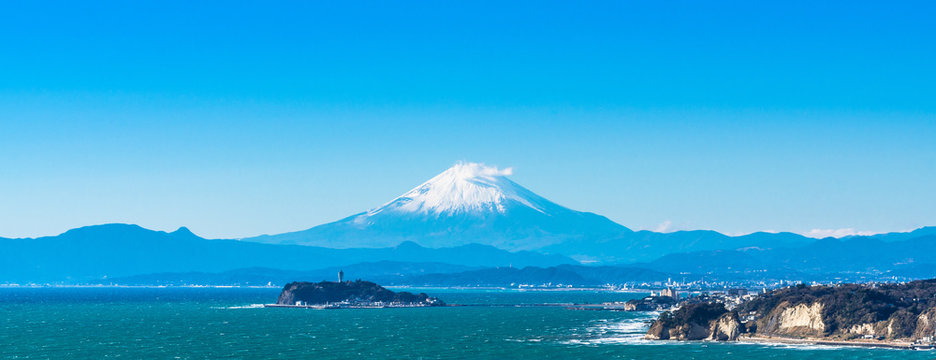 富士山と湘南海岸　ワイド