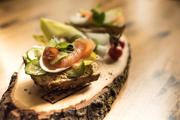 A healthy lunch with smoked salmon and chicory