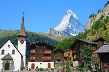 Beautiful view of old village with Matterhorn peak background in Zermatt, Switzerland - obrazy, fototapety, plakaty