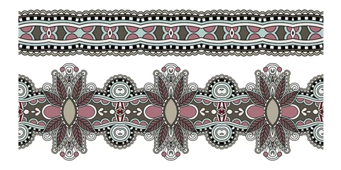 Gordijnen decorative ethnic stripe pattern, indian paisley design © Kara-Kotsya