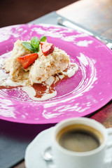 cake with strawberries