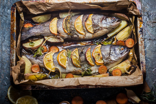 Salmon and ingredients for cooking and seasoning
