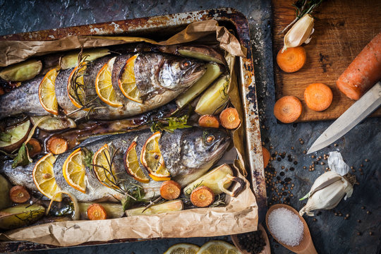 Salmon and ingredients for cooking and seasoning