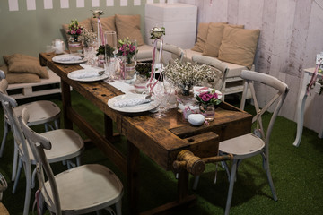 Fototapeta na wymiar well served table in a restaurant for wedding