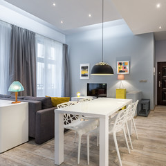 Modern studio flat with kichenette