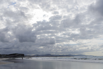 Fototapeta na wymiar view of the ocean and a blue sky