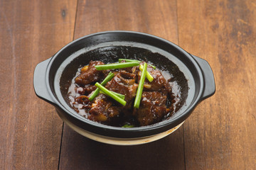 dry chilli ba kut teh , malaysian pork stew