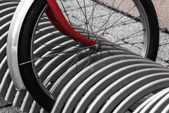 Fahrrad in einem Fahrradparkplatz