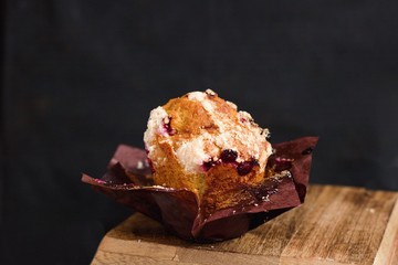 Cranberries and raisins muffin