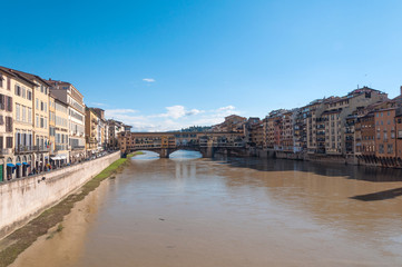 Fototapeta premium The Ponte Vecchio bridge in Florence, Italy