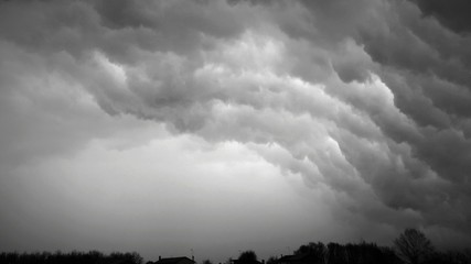 Gray scale in layers of heavy clouds