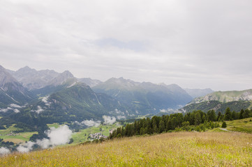 Ftan, Scuol, Engadin, Unterengadin, Motta Naluns, Wanderweg, Panoramaweg, Alpen, Graub&uuml;nden, Sommer, Wanderferien, Schweiz