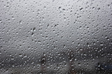 Regentropfen auf dem Fenster