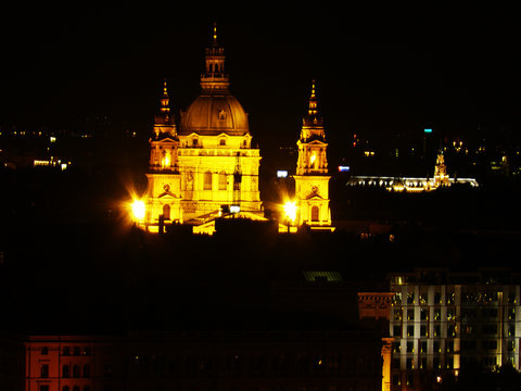 St. Stephen's Basilica, a Roman Catholic basilica in Budapest, Hungary by night