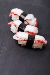 Tako nigiri sushi