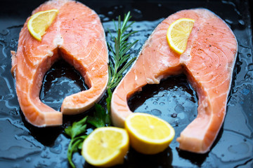 salmon with lemon, rosemary, parsley and thyme