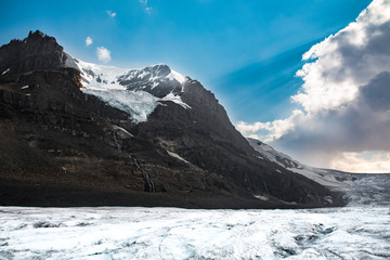 Fototapeta na wymiar Landscape of Columbia Icefield in Jasper National Park - Alberta , Canada.