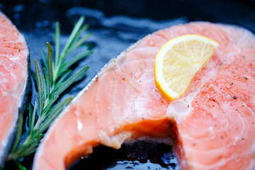 salmon with lemon, rosemary, parsley and thyme