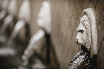 old lion fountain crete greece