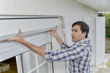 Fitting a new shutter system