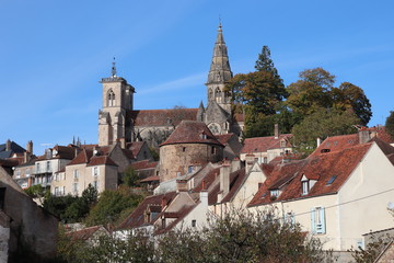 Bourgogne - Côte-d'Or - Sémur-en-Auxois - vue sur la ville