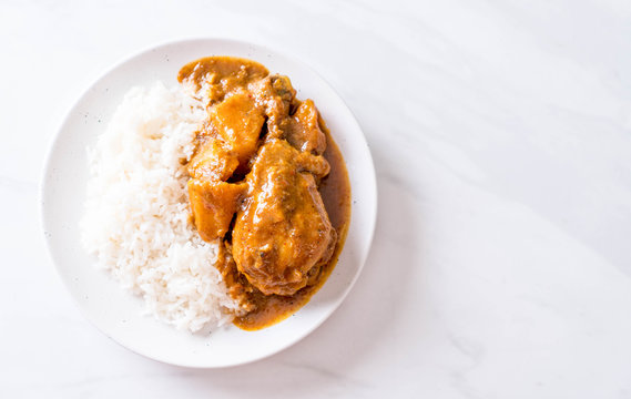 Chicken Massaman Curry Paste with Rice