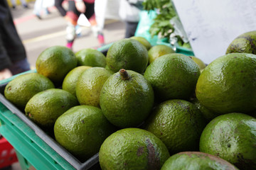 market avocados