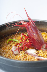 Arroz meloso de carabinero y calamar.