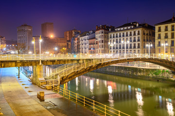 Naklejka premium bilbao riverside at night, Spain