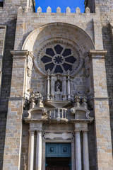 Obraz premium Front view of Se Cathedral in Porto city, Portugal