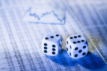 Aktienkurse und Würfel