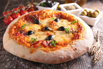 pizza with cheese,tomato and olive