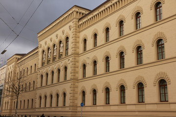 Historisches Gebäude im Zentrum von Saarbrücken