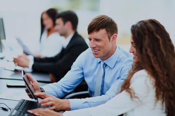 Fototapeta premium Meeting a businessman and a businessman In a modern office.