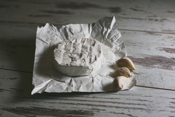camembert cheese board garlic