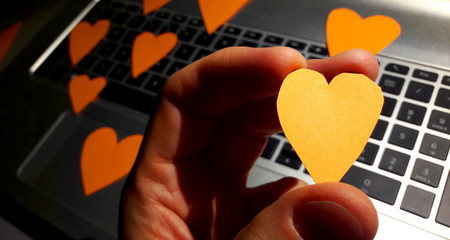 Cuori arancioni per San Valentino 