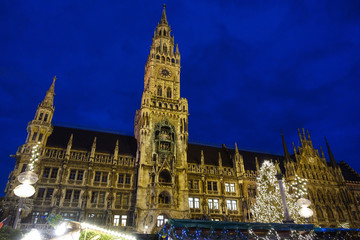 Fototapeta na wymiar Christmas Market in Munich