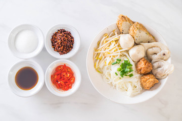 noodles bowl with fish ball