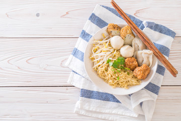 noodles bowl with fish ball