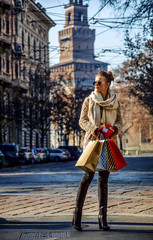 Obraz premium traveller woman near Sforza Castle looking into distance