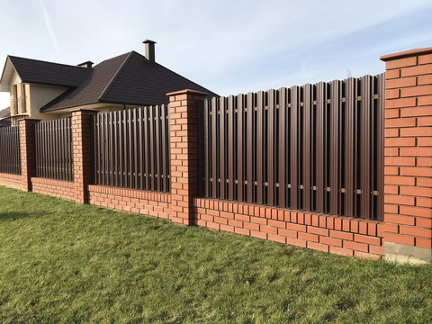  Brown Metallic Corrugated Fence