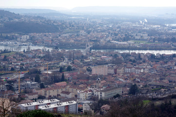 vue sur la vallée du Rhône depuis les hauteurs de Condrieu 