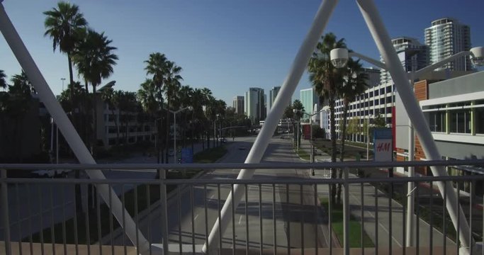 Long Beach - Crossing The Bridge At The Pike Overlooking Ocean Avenue