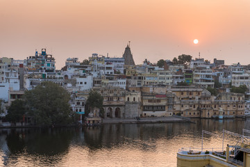 Fototapeta na wymiar Sunrise over the roofs of Udaipur, Rajasthan