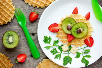 Owl waffle - funny healthy breakfast dessert snack idea for kids