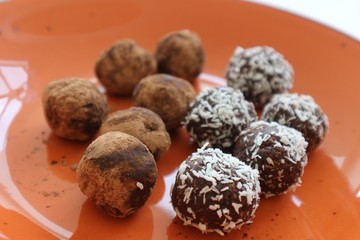 Coconut cocoa balls